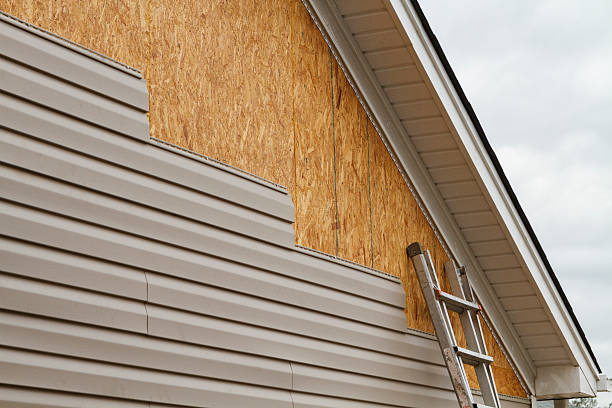 24/7 Emergency Siding Repair experts in Burlington, NC